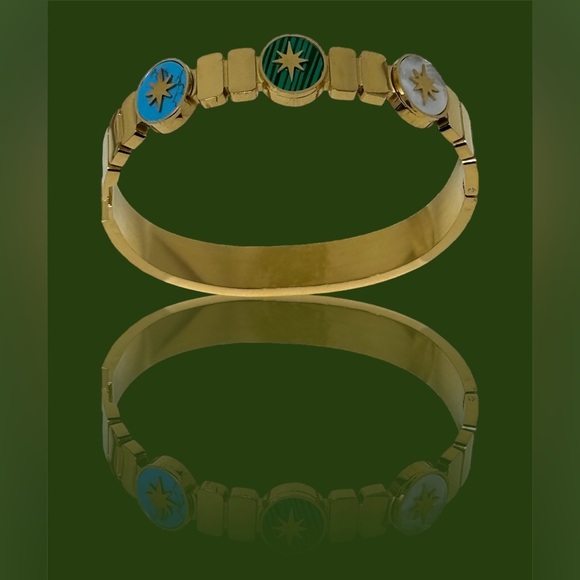 Stainless Steel Gold Color Plated Bangle / Handcuff Bracelet (NWOT) - Picture 2 of 6